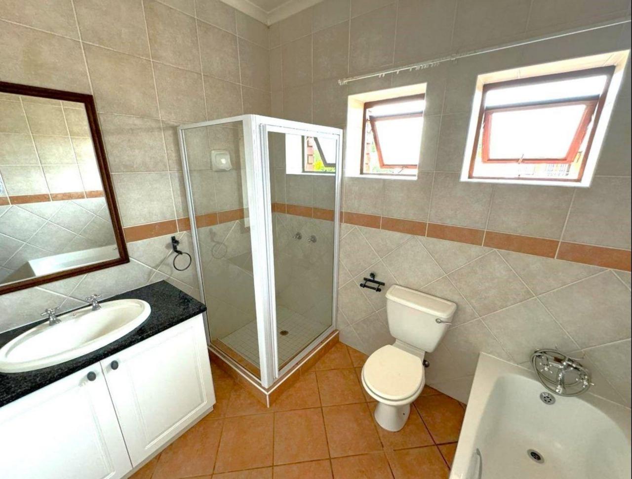 3 Bedroom Townhouse to Rent in Boardwalk Meander B Estate