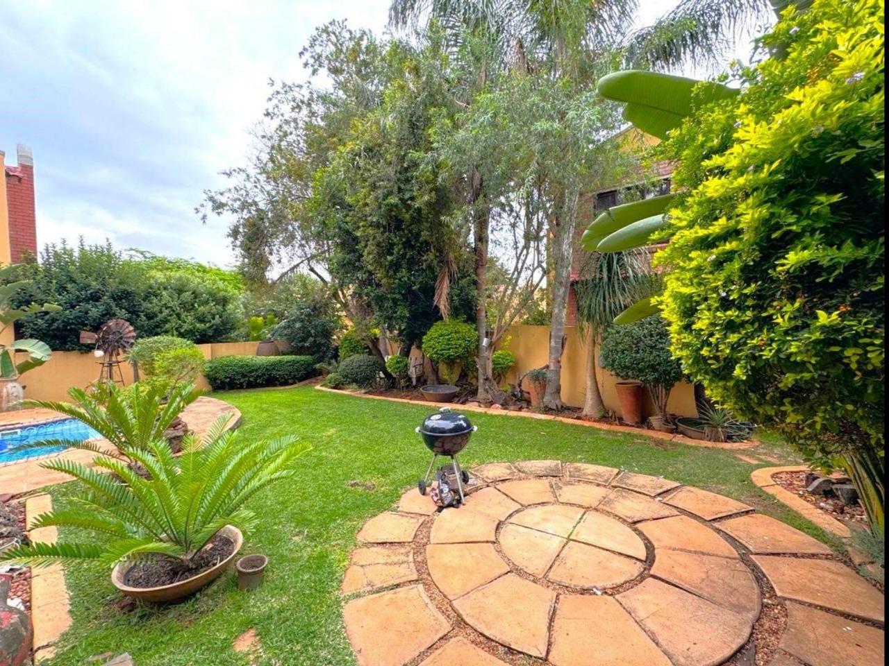 3 Bedroom Townhouse to Rent in Boardwalk Meander B Estate