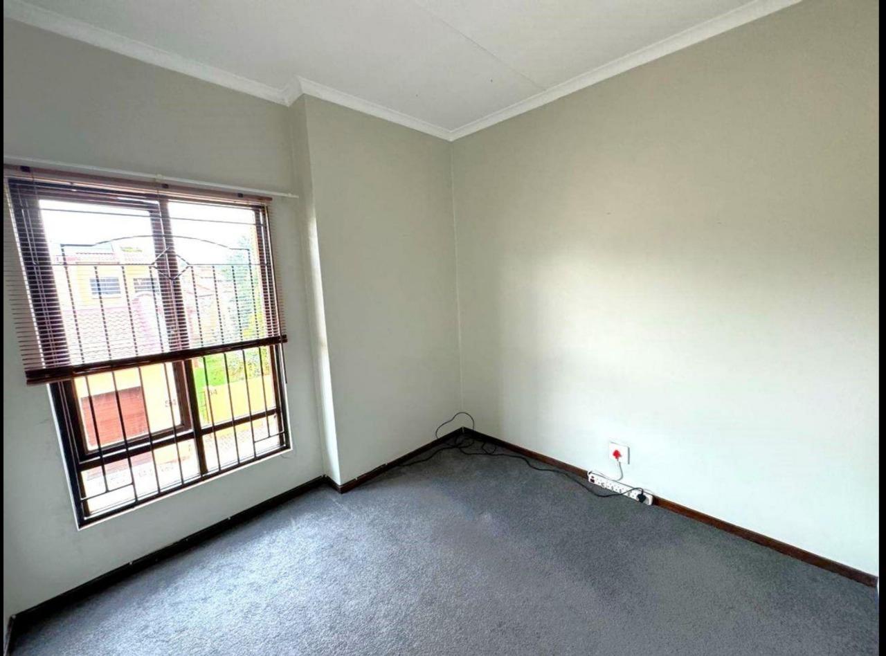 3 Bedroom Townhouse to Rent in Boardwalk Meander B Estate