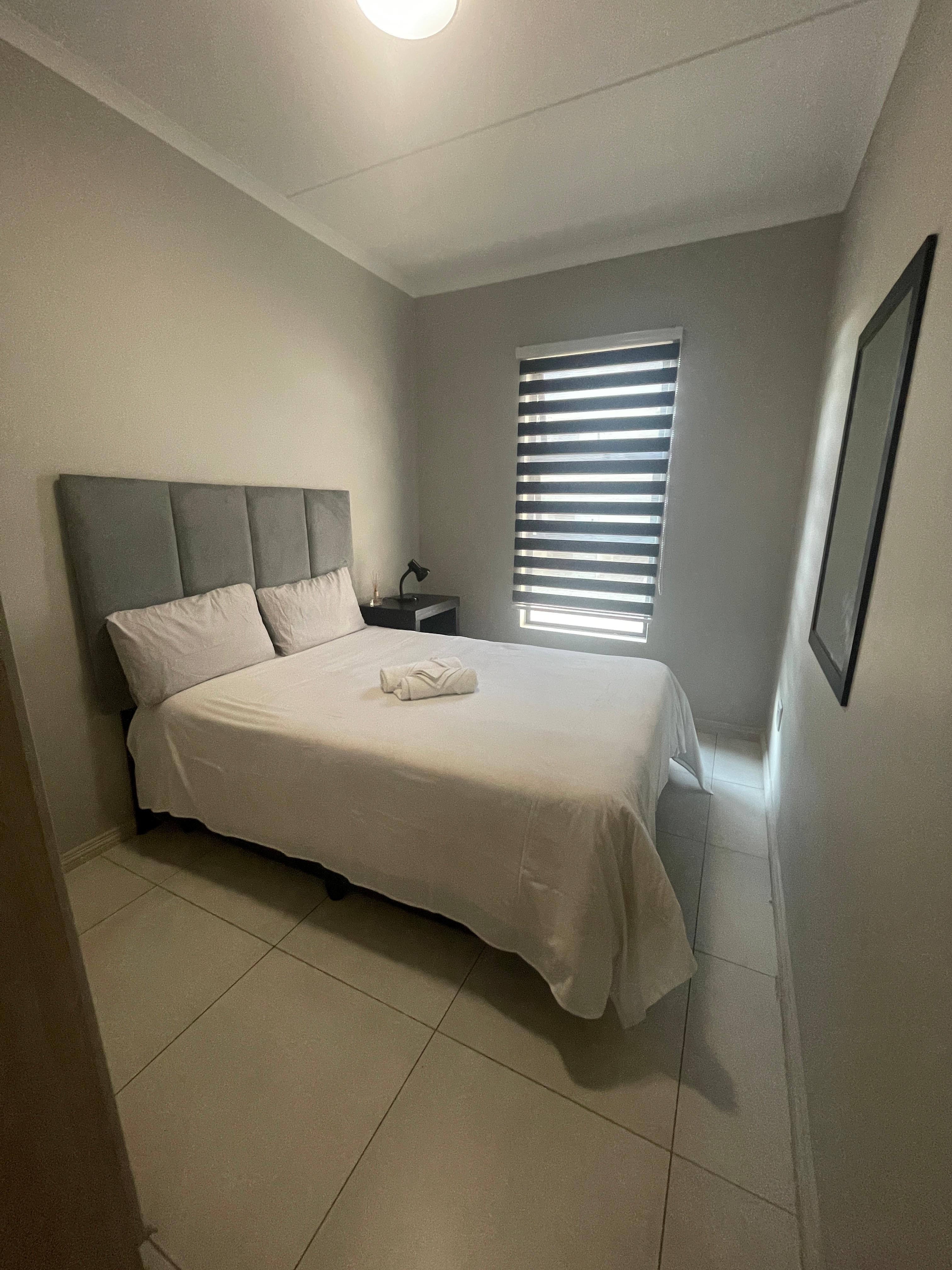 2 bedroom Spacious and light apartment for sale in the sort after complex