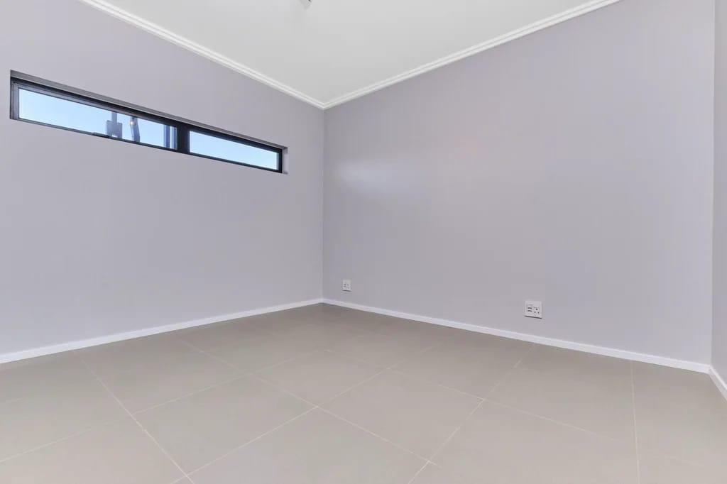1 Bedroom Stylish & immaculate Apartment for Rent – Bryanston