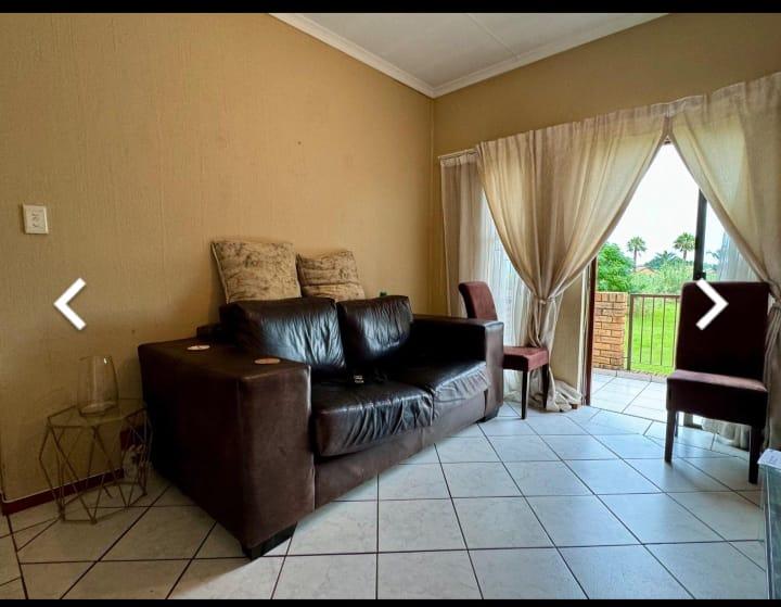 2 Bedroom Townhouse for Rent in Allen's Nek