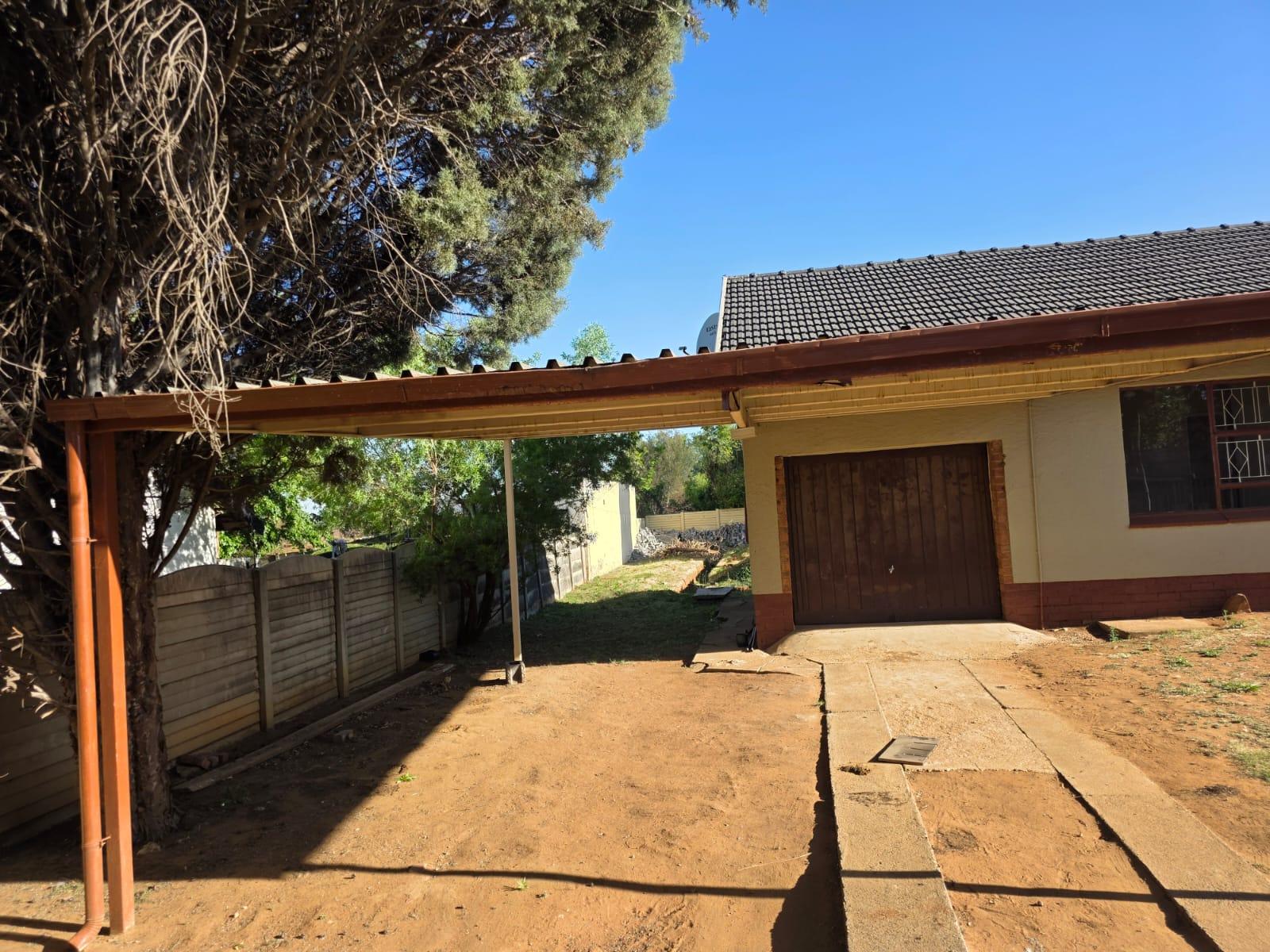 3 Bedroom House For Rent in Kibler Park