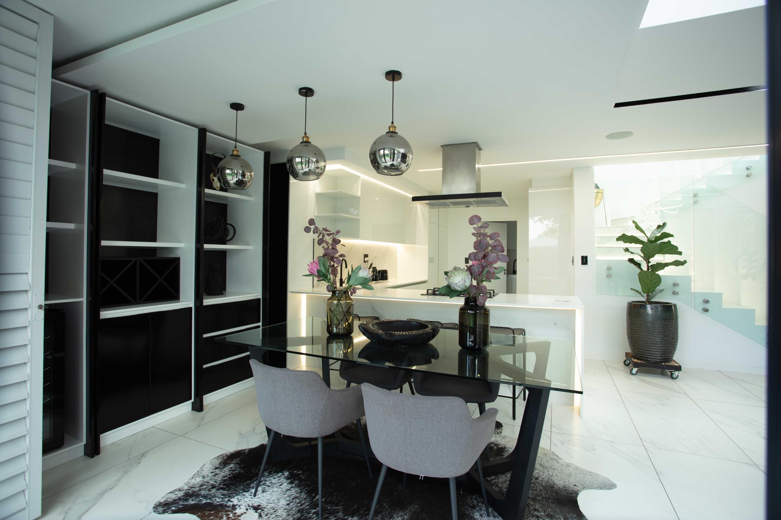 3 bedroom fully furnished Stunning House For Rent in Broadacres