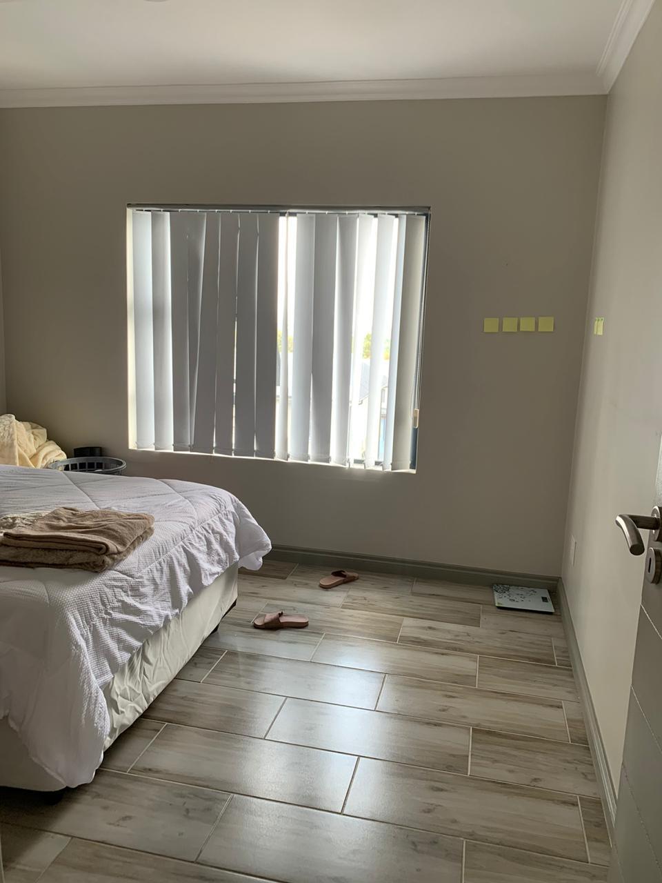 Stunning and modern 2 bedroom top floor apartment in Carlswald