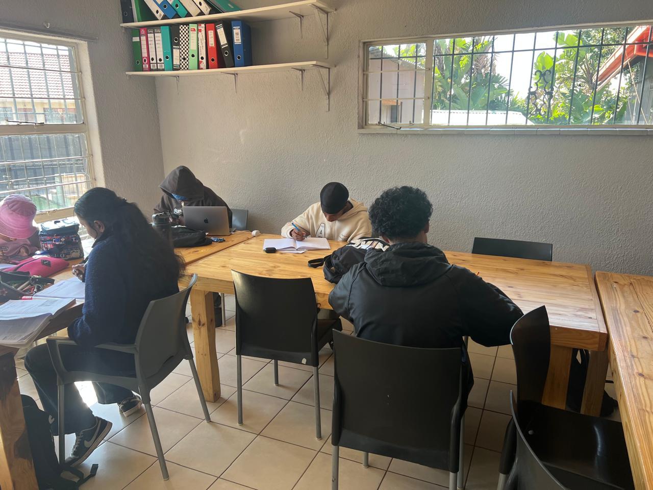 Rental property with full kitchen and 3 bathrooms, secure parking, wi-fi.