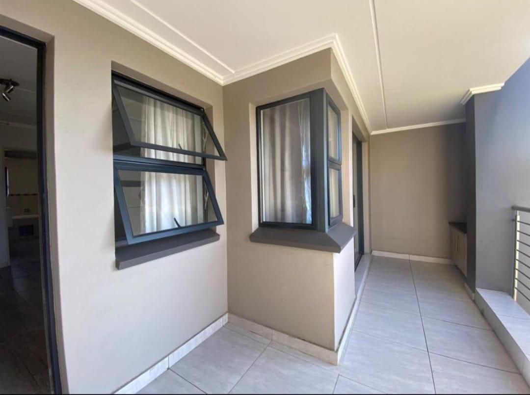 A well maintained and secured Beautiful apartment ready to occupy in Edenvale