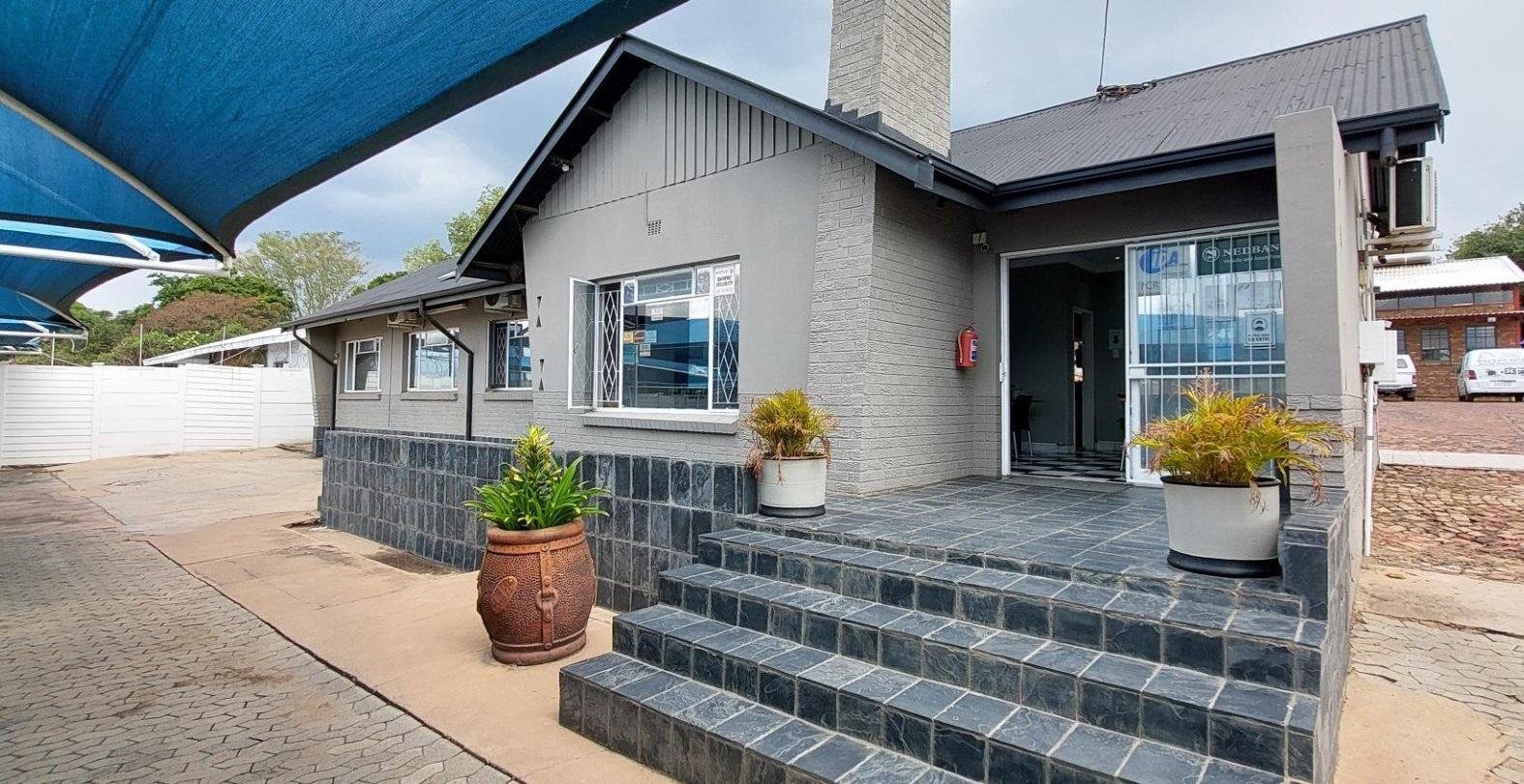 Commercial Motor dealership for rent