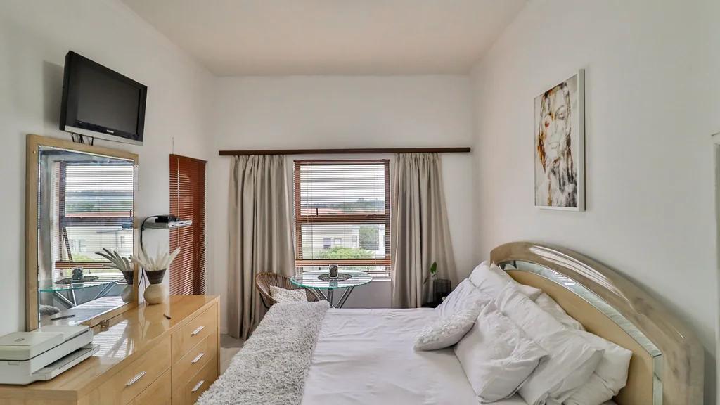 Stylish apartment for sale in most desirable location Bryanston