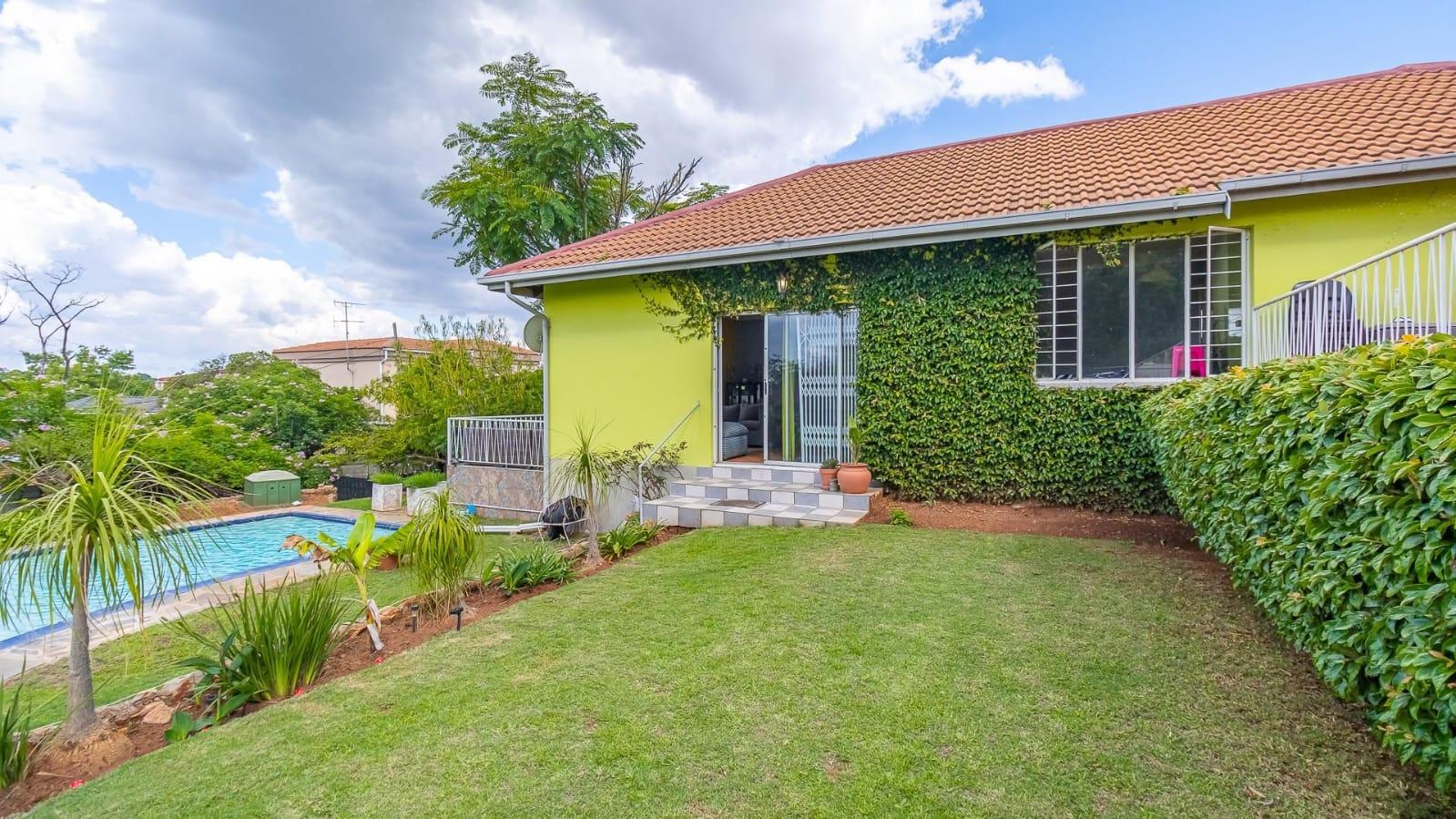 3 Bedroom House For Sale in Florida Hills