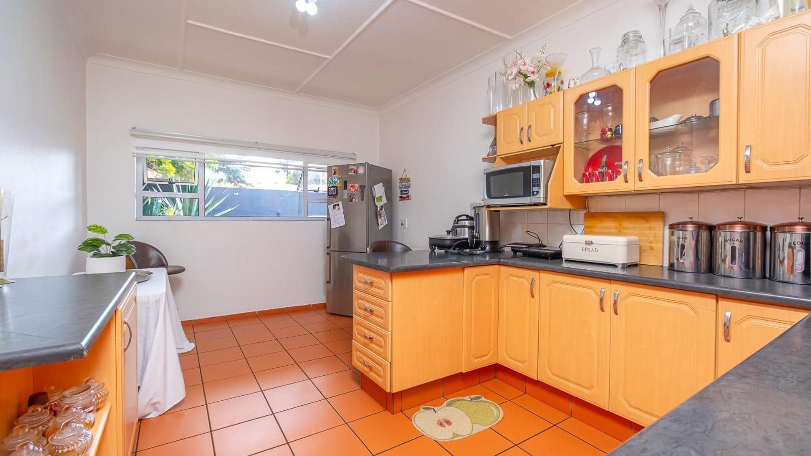 3 Bedroom House For Sale in Florida Hills