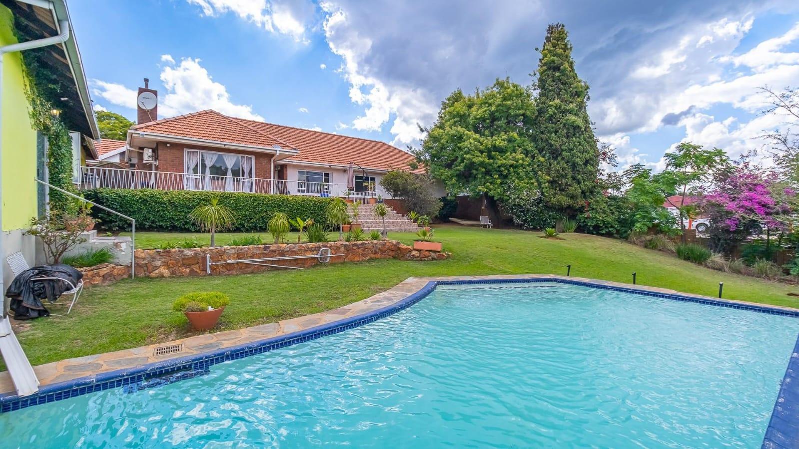 3 Bedroom House For Sale in Florida Hills