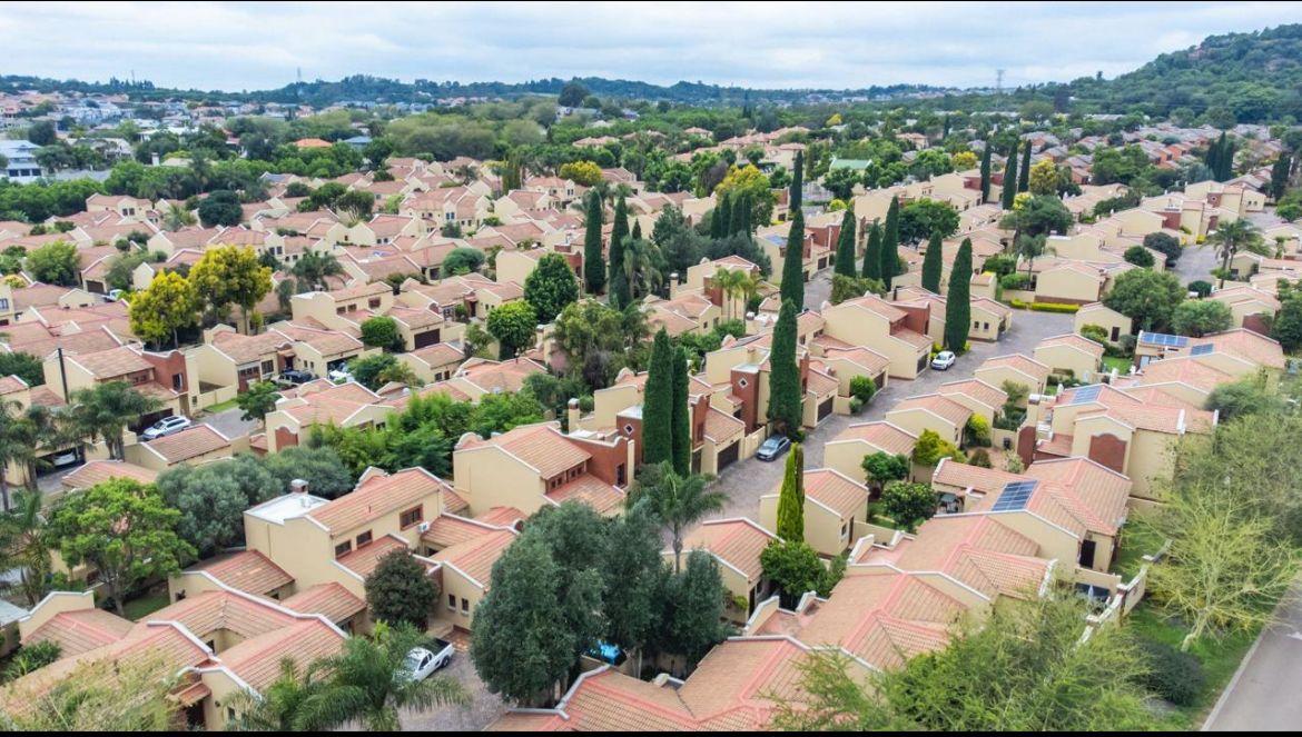 3 Bedroom Townhouse For sale in Boardwalk Meander B