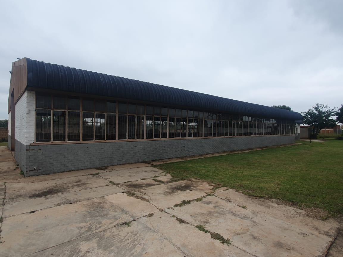 Fully Operational Concrete & Brick Manufacturing Facility in Bronkhorstspruit
